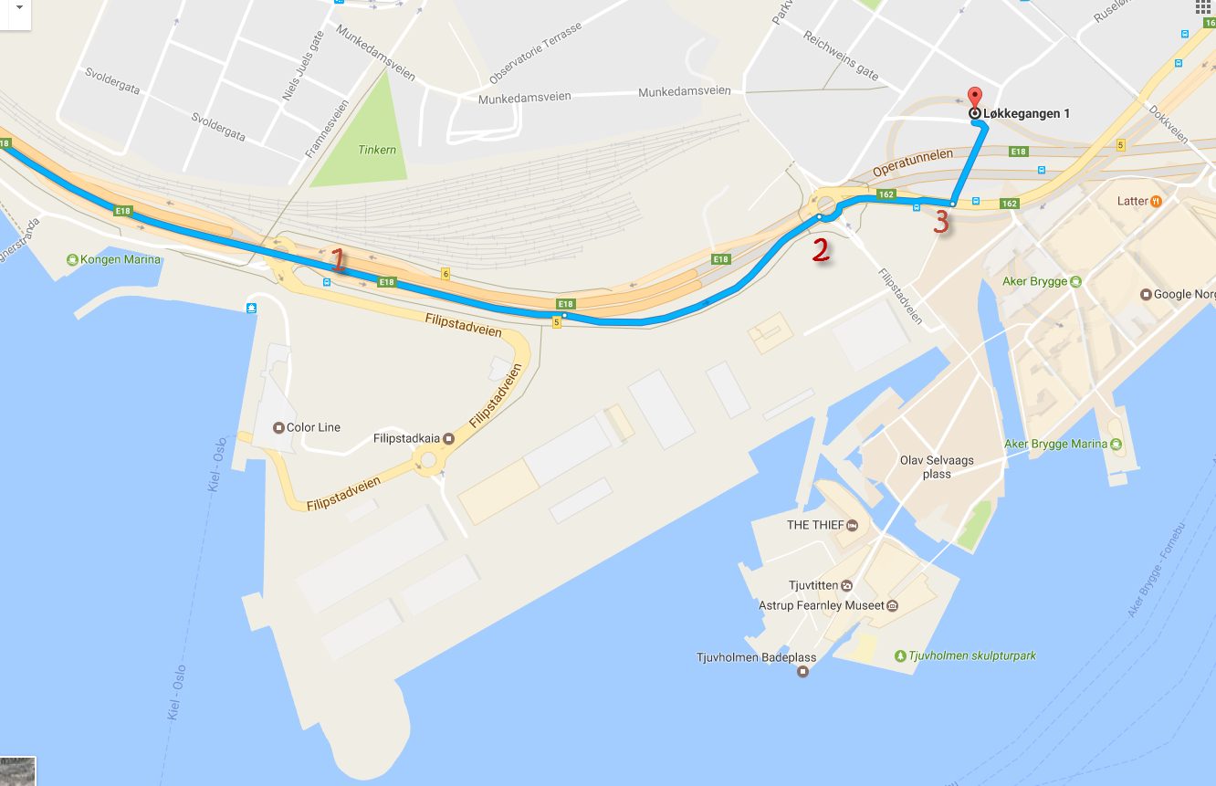 Kart over kjørerute fra E18 vestfra: 1) avkjøring 5 fra E18, 2) rett frem i rundkjøringen ved Filipstad, 3) første vei til venstre mot Løkkegangen 1.